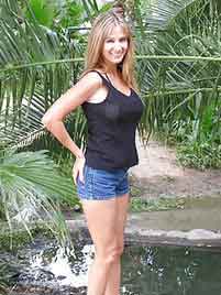 romantic girl looking for guy in Chana, Illinois
