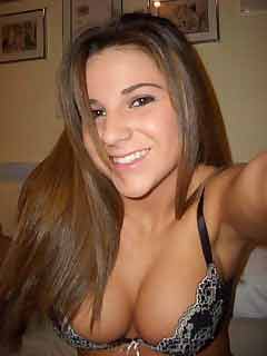 romantic lady looking for men in Clayville, Rhode Island